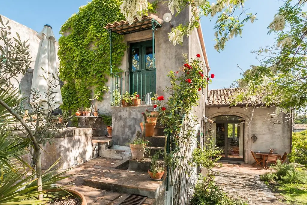 Bed & Breakfast B&B La Casa Di Pippinitto Santa Venerina